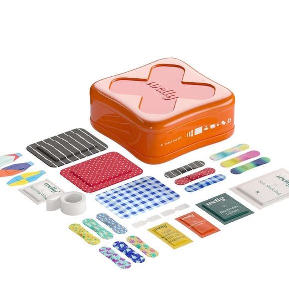 Welly Large First Aid Kit, 130ct - Assorted Bandages, Ointments, Sizes, Colors - Picture 4 of 6